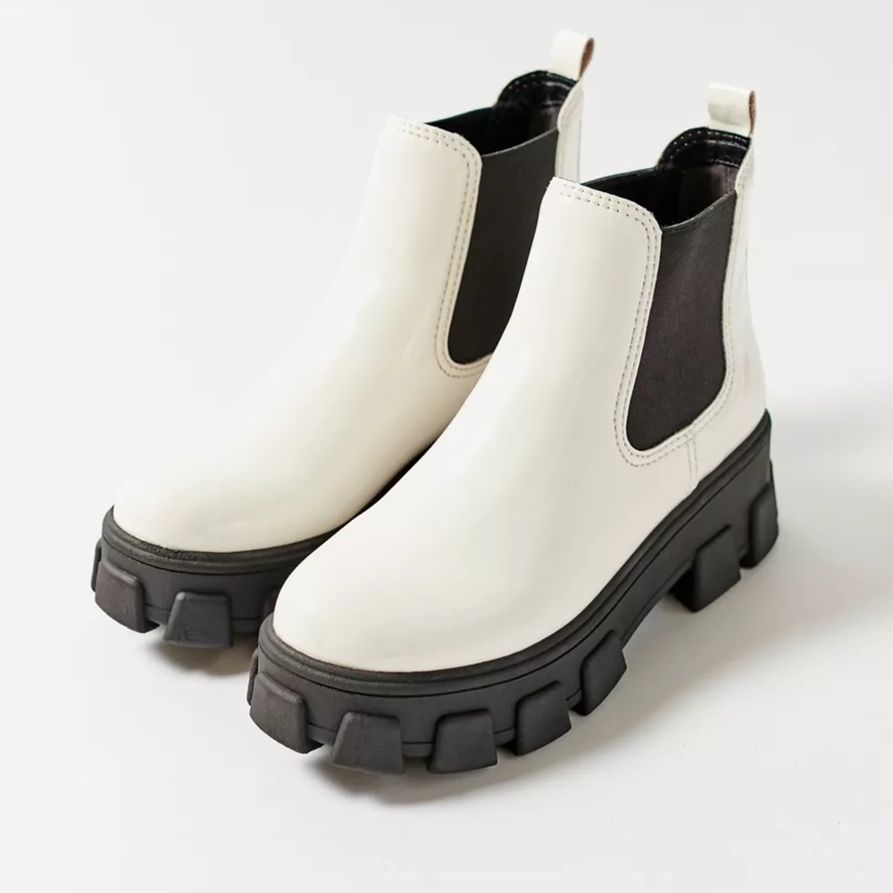 Circus by Sam Edelman - Darielle Chelsea Boot